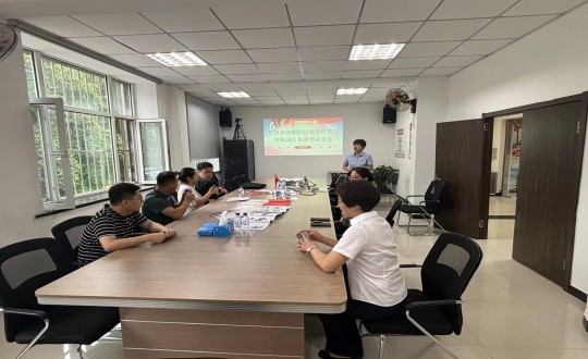 2.朝阳区委领导莅临888电子官网集团物业支部做五星支部审核_副本.jpg