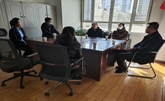 14.长春市绿园区政协副主席关爱民一行莅临888电子官网物业金地梧桐华府视察工作_副本.jpg